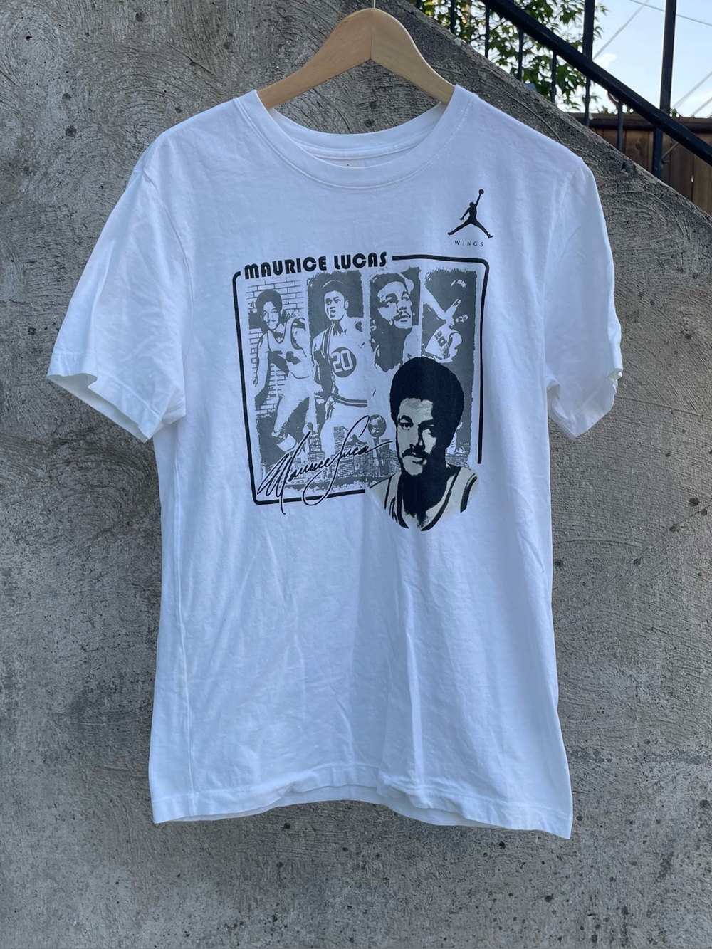 Nike Air Jordan Maurice Lucas Foundation t shirt size small
